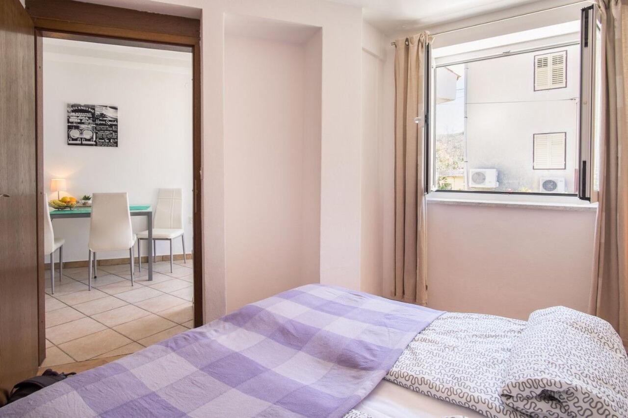 Apartment Polo Vrbnik Dış mekan fotoğraf