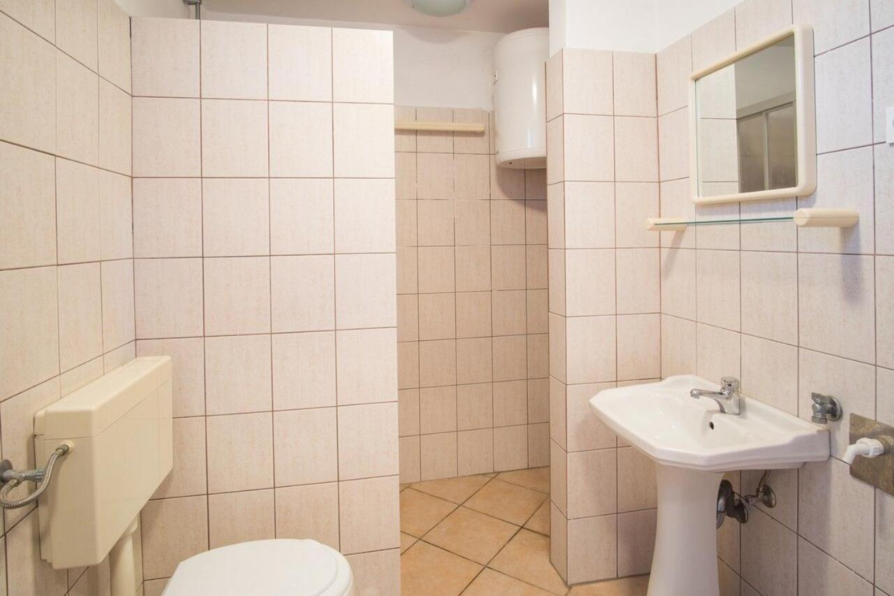 Apartment Polo Vrbnik Dış mekan fotoğraf